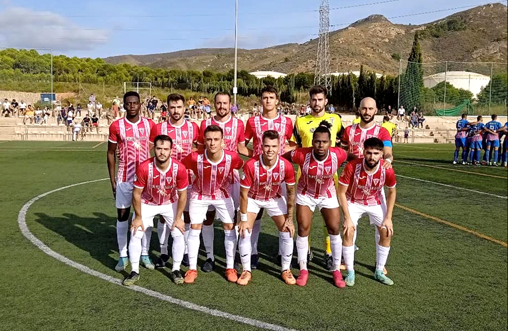 El Olímpico debuta en la Liga con una derrota